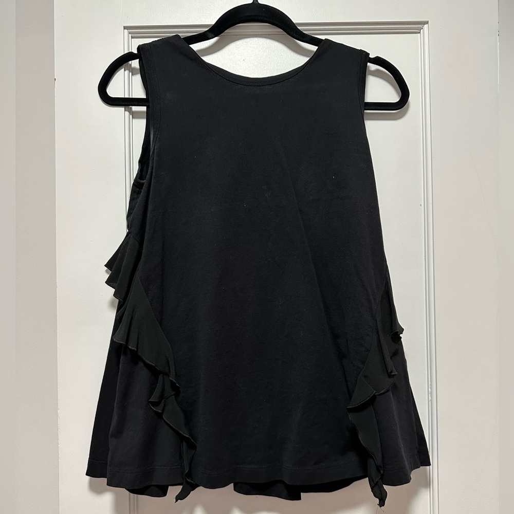 Numero Ventuno N21 by Alessandro Dell'Acqua Black ruffle detail top with V back